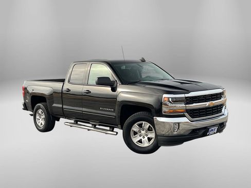 Used 2016 Chevrolet Silverado 1500 LT w/ All Star Edition image 5
