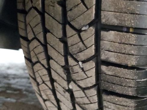 Used 2017 Chevrolet Trax LT w/ LT Convenience Package image 29