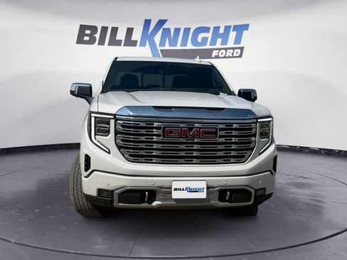 Used 2025 GMC Sierra 1500 Denali w/ Denali Reserve Package AWD/4WD image 8
