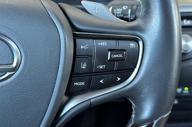 Used 2021 Lexus ES 300h w/ Accessory Package FWD image 27