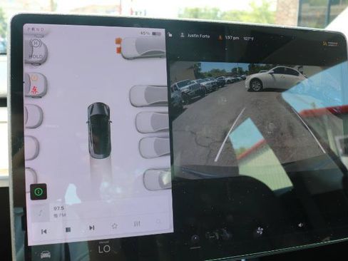 Used 2020 Tesla Model 3 Standard Range RWD image 15