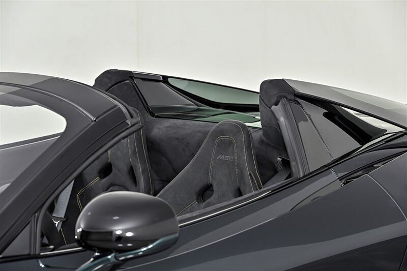 Used 2022 McLaren 765LT RWD image 10