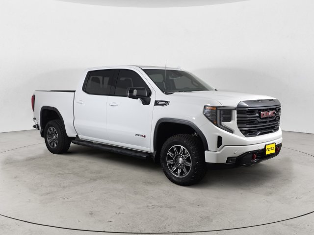Used 2024 GMC Sierra 1500 AT4 w/ AT4 Preferred Package AWD/4WD image 3