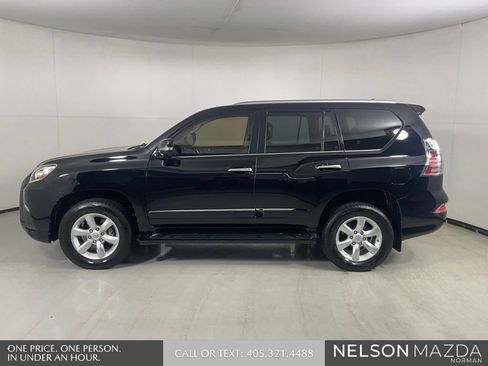 Used 2016 Lexus GX 460 w/ Navigation Package AWD/4WD image 9