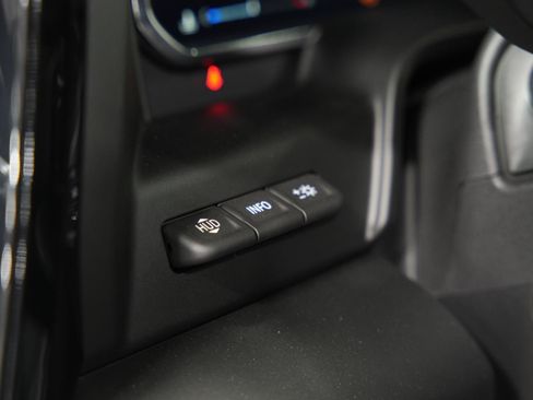 New 2026 GMC Sierra 1500 AT4 w/ AT4 Premium Package AWD/4WD image 34