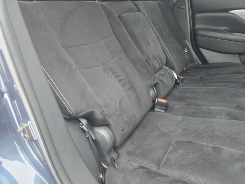 Used 2017 Nissan Murano SV image 19