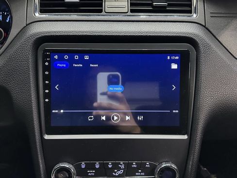 Used 2014 Ford Mustang image 24