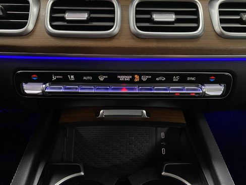 Certified 2025 Mercedes-Benz GLE 450 GLE 450 4MATIC SUV image 27