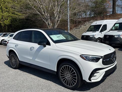 New 2026 Mercedes-Benz GLC 300 image 2