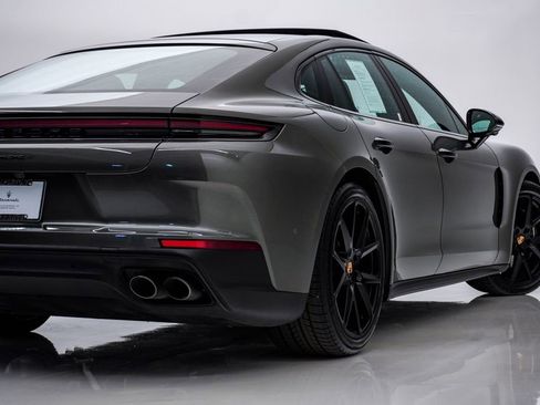 Used 2024 Porsche Panamera 4 AWD/4WD image 10