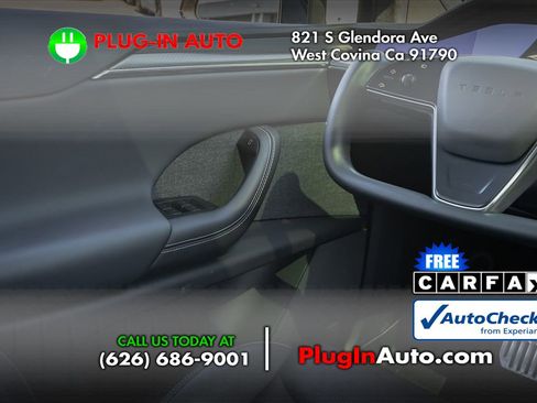 Used 2022 Tesla Model X Plaid image 17