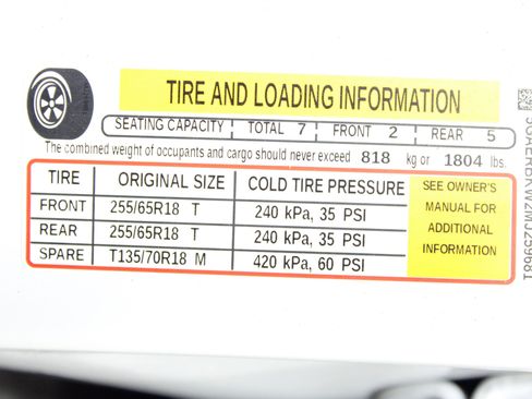 Used 2021 Buick Enclave Essence FWD image 38