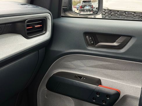 Used 2024 Ford Maverick XLT FWD image 38