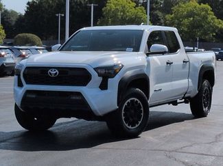 Certified 2024 Toyota Tacoma TRD Off-Road w/ TRD Off Road Premium Package AWD/4WD video 2