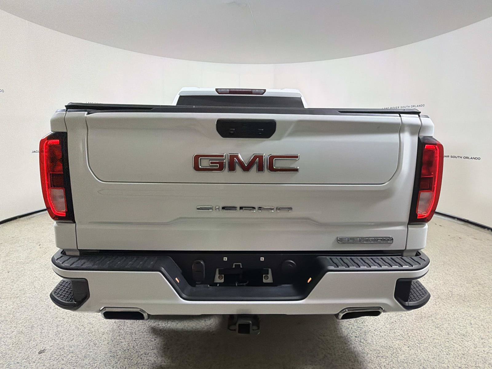 Used 2021 GMC Sierra 1500 Elevation w/ X31 Off-Road Package AWD/4WD image 4