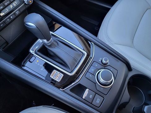 New 2025 MAZDA CX-5 AWD 2.5 S w/ Preferred Package image 13