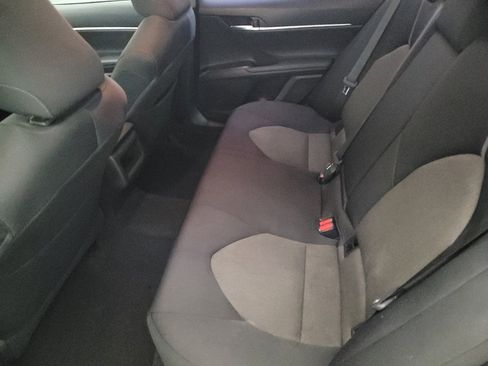 Used 2021 Toyota Camry LE image 18