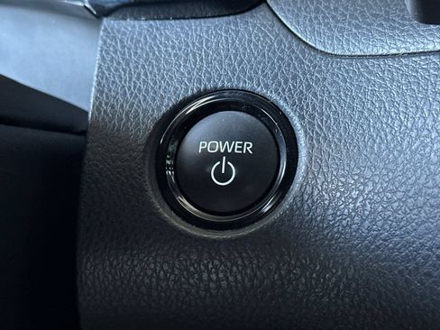 Used 2025 Toyota Camry LE FWD image 18