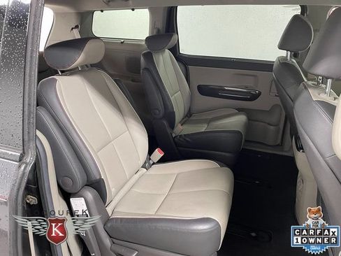 Used 2018 Kia Sedona SX FWD image 22