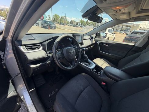 Used 2019 Toyota RAV4 XLE w/ Convenience Package AWD/4WD image 18