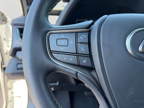 Used 2020 Lexus UX 200 w/ Accessory Package 2 FWD image 21
