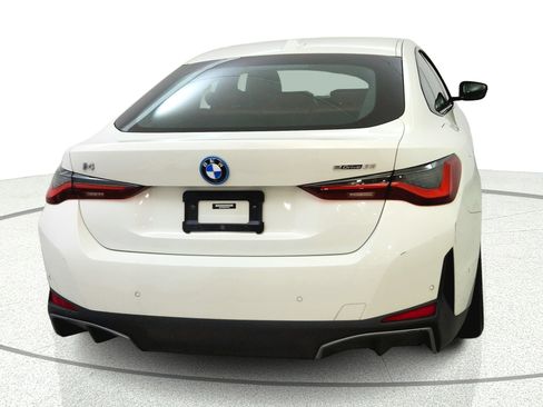 Used 2023 BMW i4 eDrive35 RWD image 6