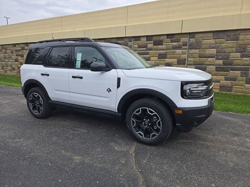 New 2026 Ford Bronco Sport Outer Banks AWD/4WD image 3