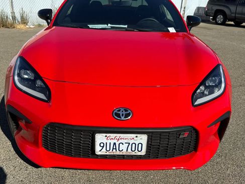 Certified 2025 Toyota GR86 Premium RWD image 15