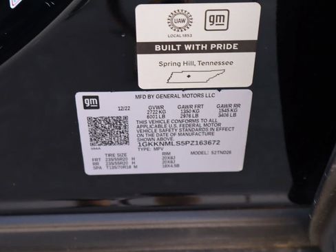 Used 2023 GMC Acadia SLT w/ Elevation Edition FWD image 33