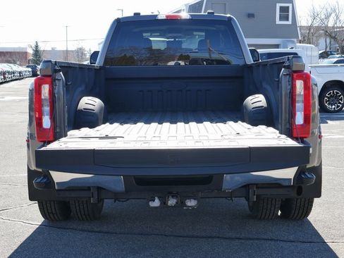 Used 2023 Ford F350 XLT image 12