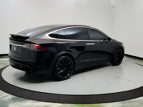 Used 2018 Tesla Model X 75D AWD/4WD image 5