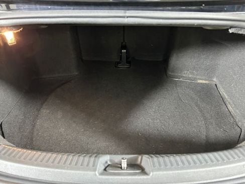 Used 2013 Volkswagen Beetle 2.0T FWD image 25