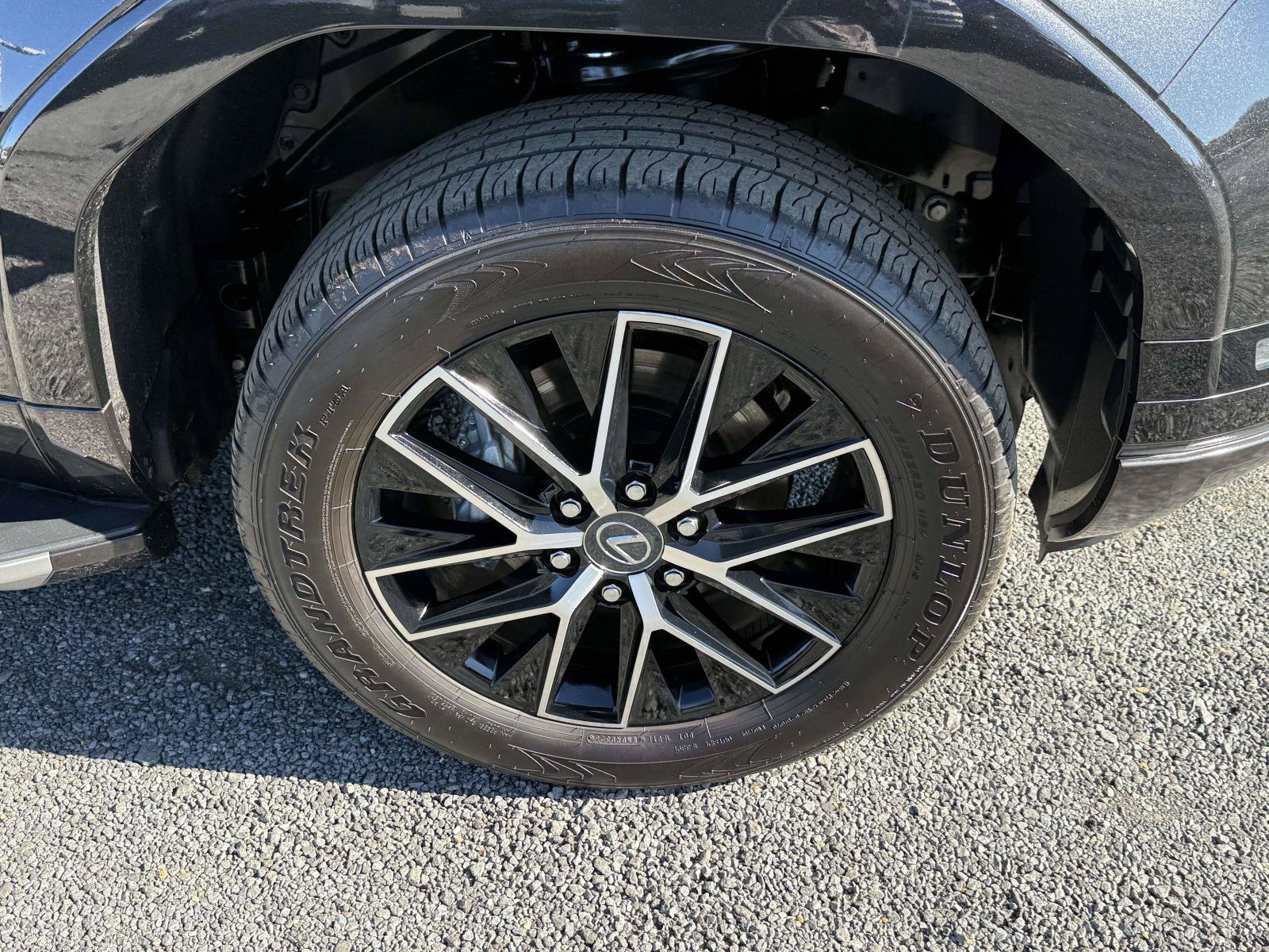 Used 2026 Lexus GX 550 w/ Accessory Package (2T) AWD/4WD image 7