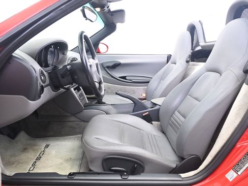 Used 1997 Porsche Boxster RWD image 28