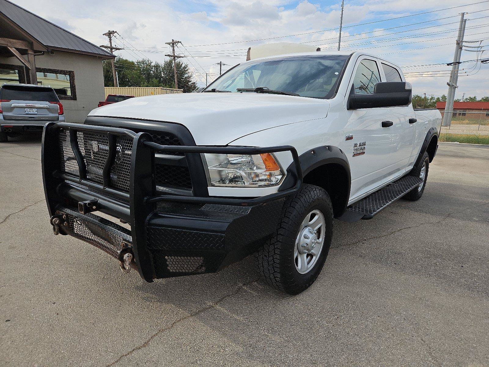 Used 2018 RAM 2500 Tradesman AWD/4WD image 1