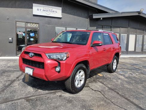 Used 2015 Toyota 4Runner SR5 Premium AWD/4WD image 2
