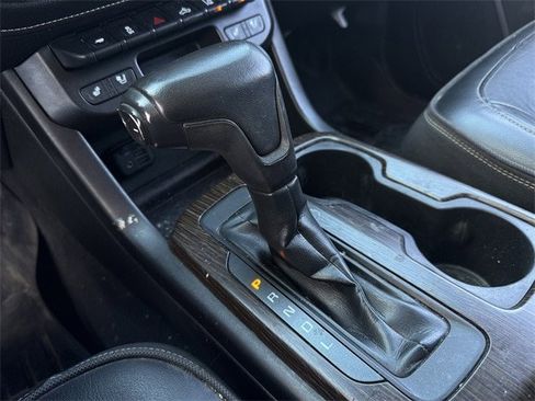 Used 2020 GMC Canyon Denali image 19