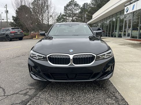 Certified 2025 BMW 330i Sedan image 3