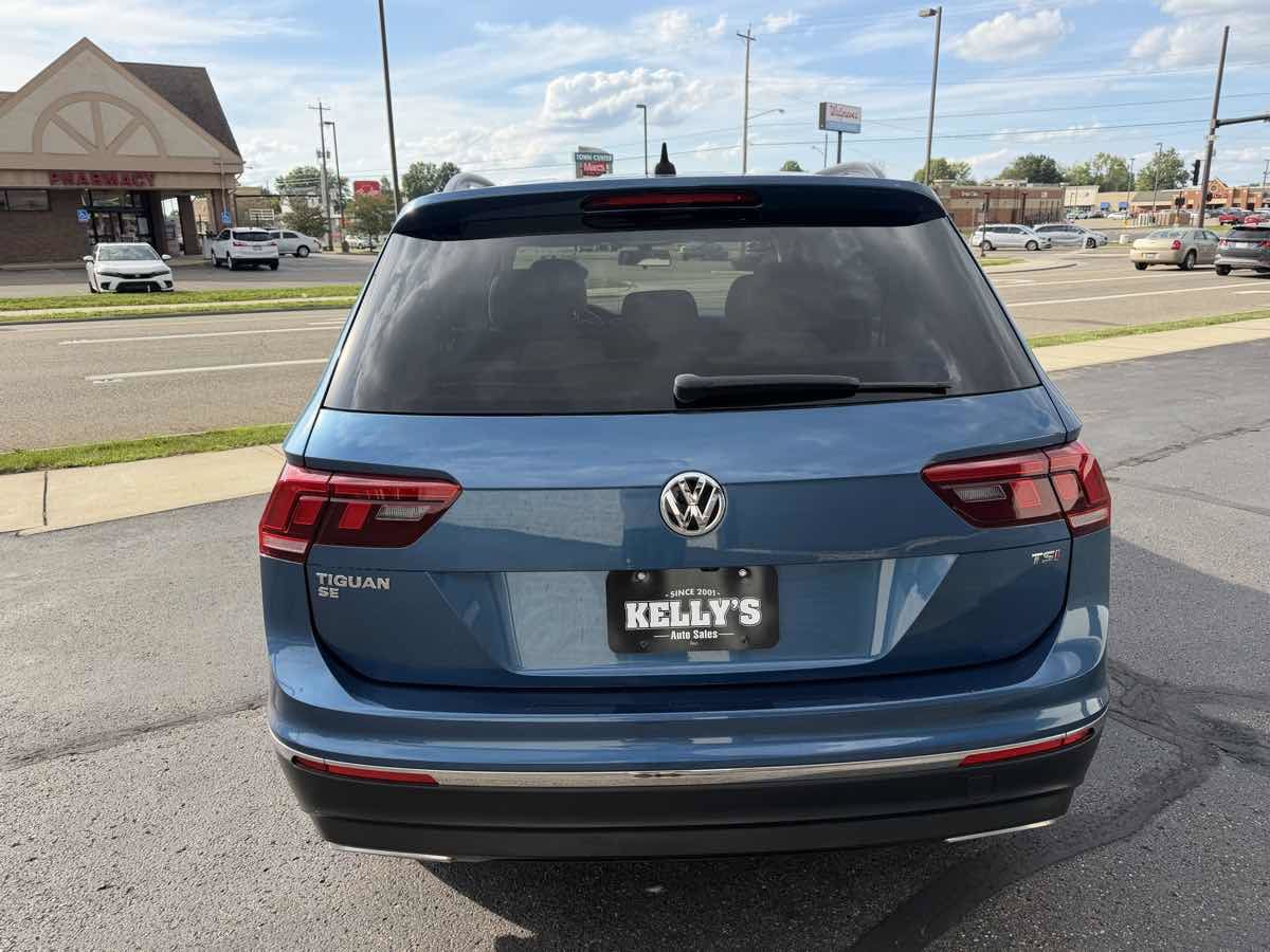 Used 2018 Volkswagen Tiguan S FWD image 4