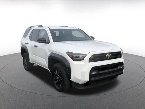 Used 2025 Toyota 4Runner SR5 image 3