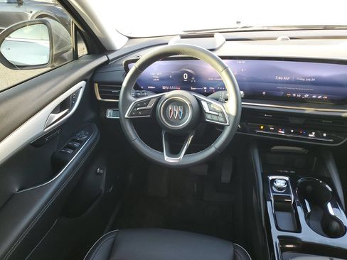 Used 2024 Buick Envision Avenir AWD/4WD image 12