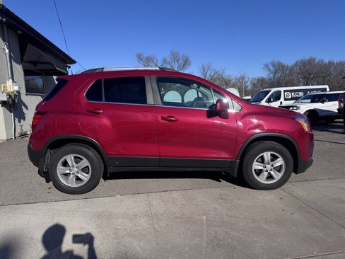 Used 2015 Chevrolet Trax LT w/ LT Plus Package image 3