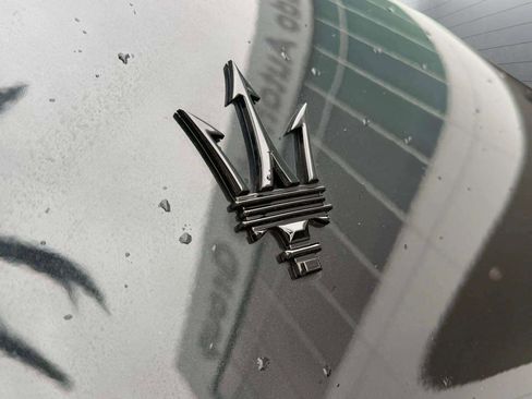 Certified 2022 Maserati Ghibli Modena RWD image 21