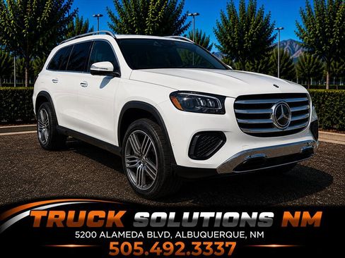 Used 2025 Mercedes-Benz GLS 450 4MATIC image 1