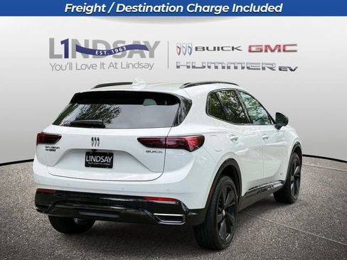 Used 2025 Buick Envision Sport Touring AWD/4WD image 2