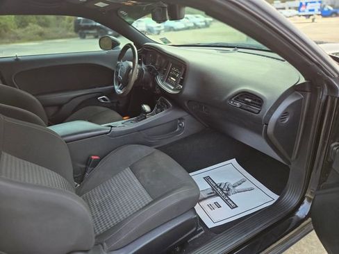 Used 2021 Dodge Challenger GT w/ Blacktop Package image 15