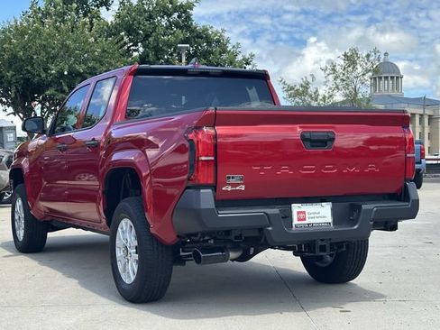 Certified 2026 Toyota Tacoma SR AWD/4WD image 3