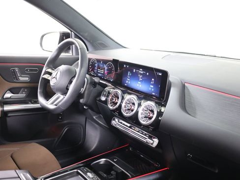 Used 2026 Mercedes-Benz GLA 250 GLA 250 image 42