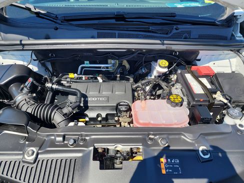 Certified 2019 Chevrolet Trax LT w/ LT Convenience Package image 31