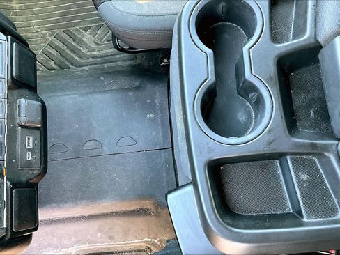 Used 2022 Chevrolet Silverado 1500 LT image 15